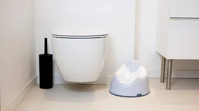 Image de Pot pour bébé, ergonomique, antidérapant, hygiénique, facile à nettoyer, France