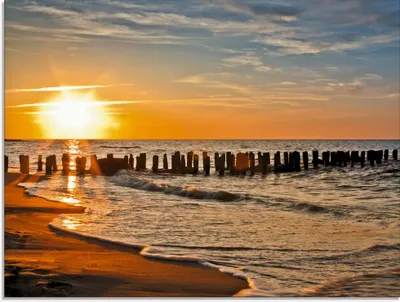 Produktbild von Sebastien Decoret: Schöner Sonnenuntergang am Strand - Glasbild, Größe:45x60 cm / Glasbild