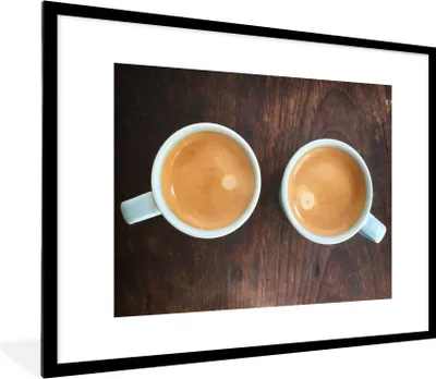 Produktbild von MuchoWow® Gerahmtes Poster Eine Luftaufnahme von zwei Tassen Kaffee 80x60 cm - Poster mit Schwarzem Bilderrahmen Wandposter Rahmen Foto Bilder - Schlafzimmer-Dekorationen - Fotoposter