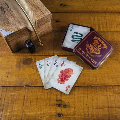 Produktbild von Harry Potter Hogwarts Spielkarten