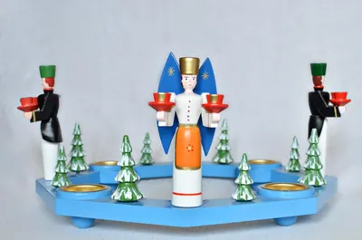 Produktbild von Weihnachtsdeko Tischkranz mit Teelichter und Engel & Bergmann BxH 50x50xcm NEU