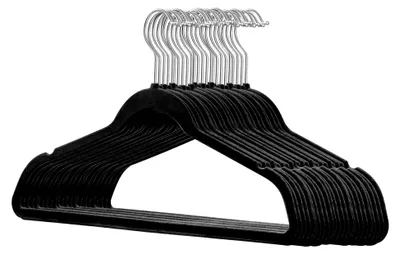 Produktbild von 25 Stück hochwertige Samt Kleiderbügel in der Farbe Schwarz mit Silber Haken/Anti-Rutsch/von StickandShine