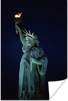 Produktbild von MuchoWow® Poster Beleuchtete Freiheitsstatue bei Nacht in New York Amerika 20x30 cm - Papierdruck