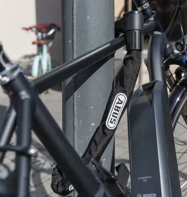 Immagine prodotto di Lucchetto a catena ABUS CityChain 1010 - Lucchetto flessibile per biciclette e biciclette elettriche - in acciaio temprato e con copertura in tessuto - livello di sicurezza ABUS 12 - 85 cm - Nero