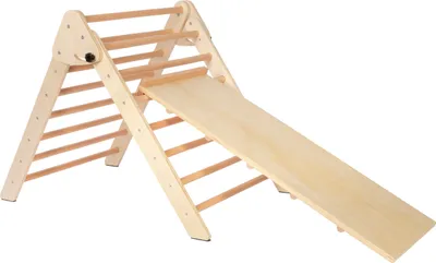 Produktbild von ONVAYA® Kletterdreieck mit Rutsche Pikler Art I Natur I Größe frei einstellbar und klappbar I Robust und sicher bis 100kg Tragelast I Sprossendreieck aus Natur Buche Holz und Öko Lackierung