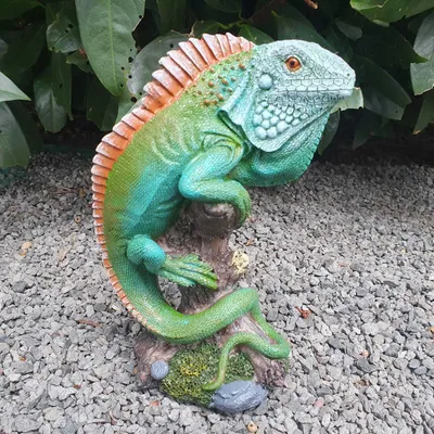 Obrázok produktu pre Záhradná figúrka leguán na konári 16 cm
