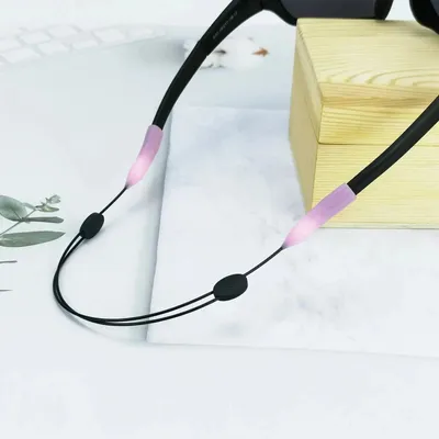 Produktbild von Brillenband - Verstellbare Brillenhalterung - Rutschfest - Metall - 40 cm - 5er-Pack - Rosa