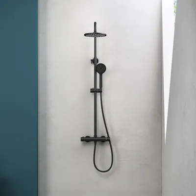Produktbild von Mai & Mai Wassersparende Regendusche Wellness-Duschsystem schwarz matt mit rundem Duschkopf (Ø 20cm) Dusch-Set mit Handbrause & Einhebelmischer