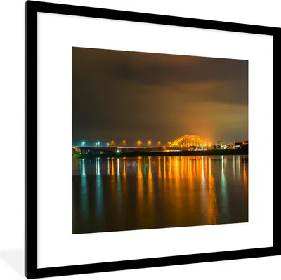 Produktbild von MuchoWow® Gerahmtes Poster Nijmegen - Licht - Wasser 40x40 cm - Poster mit Schwarzem Bilderrahmen Wandposter Rahmen Foto Bilder - Poster - Plakat im Rahmen
