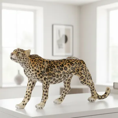 Produktbild von Dekofigur Leopard Savannia handbemalt aus Kunstharz 59cm