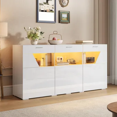 Obrázok produktu pre Komoda STILVORA s LED osvetlením, komoda s 3 dvierkami a sklenenými výplňami, úložný priestor s ovládaním cez aplikáciu a lesklým povrchom