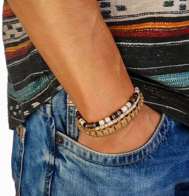 Produktbild von Herren-Perlenarmbänder-Set, 3er-Set, Surf Crew Hawaii-Armbänder, verstellbares Hanfarmband mit beigen Perlen, ideal für Männer, Freund, Wickelarmband, Party, Festival, Urlaub, Strand