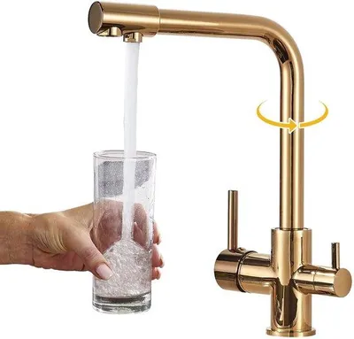 Immagine prodotto di Miscelatore da cucina Unyqoos® 3-in-1: acciaio inossidabile, finitura dorata, beccuccio girevole a 360°, acqua calda/fredda/filtrata, cartuccia in Vetroceramica