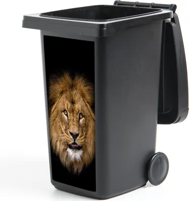Produktbild von MuchoWow® Mülltonnenaufkleber Löwe - Porträt - Schwarz - Tiere 38x80 cm - Behälteraufkleber - Mülleimer-Aufkleber - Container-Aufkleber