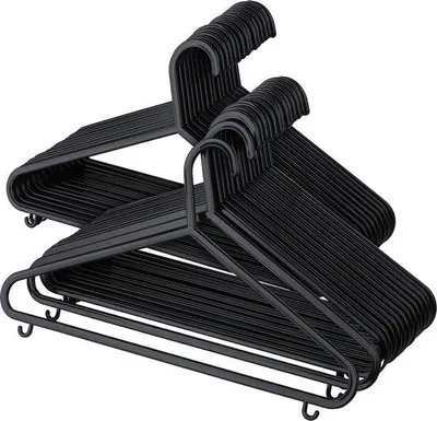 Produktbild von Famanu Kleiderbügel 30er Set - Schwarz