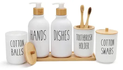 Image de Ensemble de 6 accessoires de salle de bain en plastique blanc avec couvercles en bambou