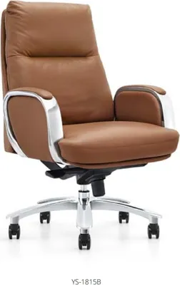 Image de Fauteuil en similicuir noir, moderne et élégant