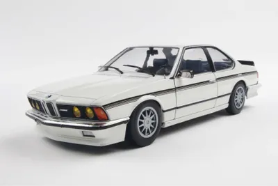 Immagine prodotto di Solido modellino di auto in scala 1:18 BMW 635 CSI (E24) Hartge bianco 1984 S1810304
