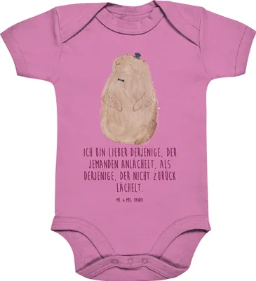 Produktbild von Mr. & Mrs. Panda Strampler Murmeltier 1. - 3. Monat - Bubble Gum Pink - Geschenk, Respekt, Lustige Sprüche, Baby, overall, babykleidung body, Knigge, Fröhlichkeit