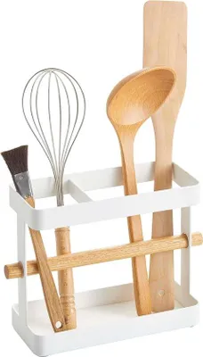 Productafbeelding van Famanu keukenaccessoires: minimalistisch design in wit, staal en hout