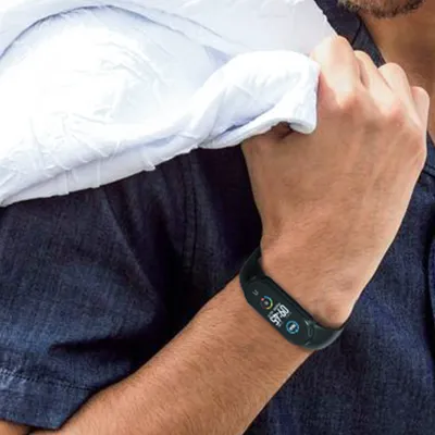 Produktbild von Wachgurt wasserdichte atmungsaktive integrierte integrierte weiche Silikon-einteilige Armbanduhr für das Xiaomi Mi Band NFC 5/6/7-Schwarz