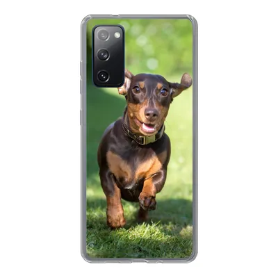 Produktbild von MuchoWow® Handyhülle Schutzhülle Hülle für Samsung Galaxy S20 FE Ein sprintender Dackel Silikon Softcase Handy Hülle - Abdeckung