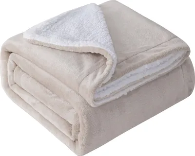 Produktbild von Flauschige Kuscheldecke Sherpa Coral extra weich & warm Wohndecke Flanell Fleecedecke , Größe:150 cm x 200 cm, Farbe:Beige