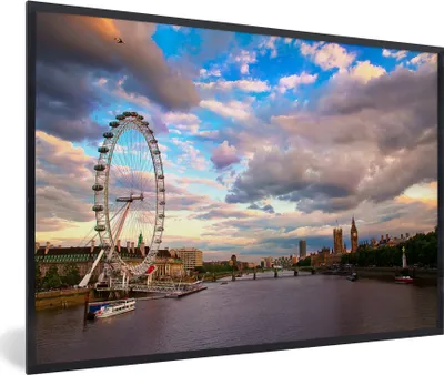 Produktbild von MuchoWow® MuchoWow® Gerahmtes Poster Weiße Wolkenformation über dem London Eye in London 60x40 cm - Poster mit zchwarzem Bilderrahmen - Printing - Wanddeko Schlafzimmer