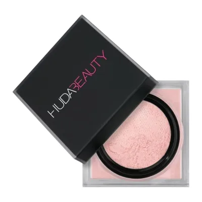 Produktbild von HUDA BEAUTY Easy Bake – Loser Fixierpuder - Cherry Blossom-Cake