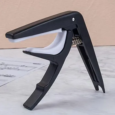 Produktbild von Dreifache schwarze Gitarrenhalter, moderne doppelte Halter, für E-Gitarre, Akustikgitarre, Ukulele, Gitarre, Halter, Gitarrenhalter, Musik, Clip, Gitarrenakkordhalter, für den Heimgebrauch