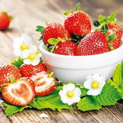 Produktbild von PAPSTAR Motiv-Servietten "Strawberry Taste" 330 x 330 mm 20 Stück