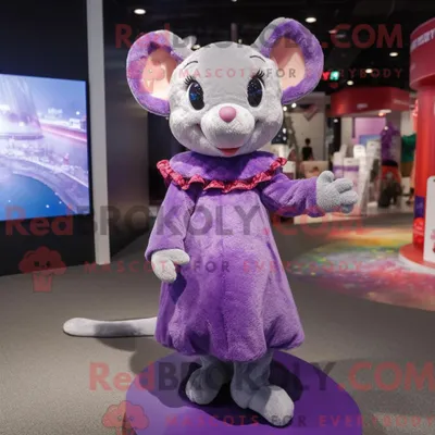 Produktbild von Lila REDBROKOLY Maus Maskottchen Kostüm Figur bekleidet mit einem A-Linien-Kleid und Fußkettchen