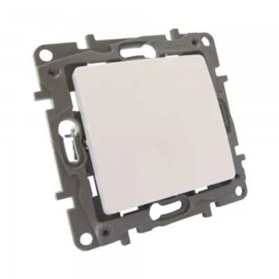 Image de LEGRAND 664504 Interrupteur croisé Niloe 10AX
