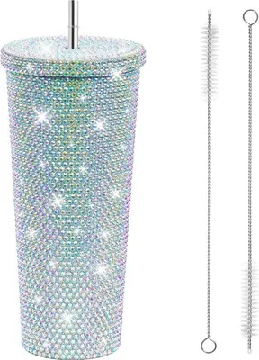 Produktbild von Famanu Trinkbecher 750 ml - mit Deckel und Rietje, glitzernd, isoliert