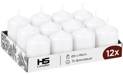 Produktbild von HS Candle Stumpenkerzen Weiß Ø4xH6 cm 12er-Pack, unparfümierte Blockkerzen, Wachskerzen ca. 7h Brenndauer, für Hochzeit, Taufe & elegante Tischdeko