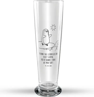 Produktbild von Mr. & Mrs. Panda Bierglas Pinguin Surfer - Transparent - Geschenk, Trinkglas, Urlaub, Portugal, Motiviert, Hawaii, Bier Glas, Optimistisch, Glasbecher, Glasbierglas