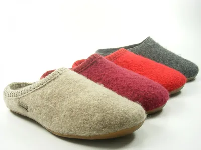 Produktbild von Haflinger 481002 Everest Classic Damen Herren Hausschuhe Pantoffeln Wolle , Größe:36 EU, Farbe:Rot