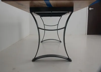 Produktbild von epoxid harz esstisch echtes holz möbel wasserfall epoxy tisch giessharz massive