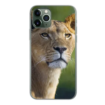 Produktbild von MuchoWow® Handyhülle Schutzhülle Hülle für iPhone 11 Pro Porträt - Löwe - Wild Silikon Softcase Handy Hülle - Handy