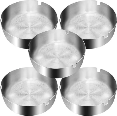 Produktbild von Edelstahl-Aschenbecher, 5er-Pack, 10 cm. Moderner, tragbarer Aschenbecher für Zigaretten, geeignet für Innen- und Außenbereich, Farbe: Silber