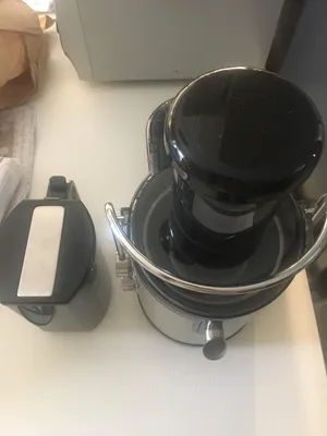 Entsafter 850 W, 2 Geschwindigkeiten, 1,25 l Kanne, Edelstahl, BPA-frei, schwarz