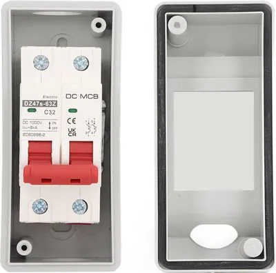 Obrázok produktu pre DC miniatúrny istič 2P IP65 vodotesný priehľadný kryt 32A PV istič pre RV 1000V