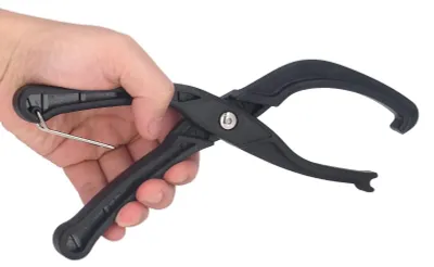 Imagen del producto de Alicates para neumáticos de bicicleta con mango ergonómico para facilitar su uso