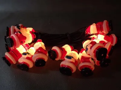 Produktbild von Set mit 20 batteriebetriebenen Weihnachtsmann-Lichterketten