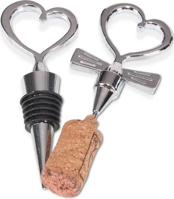 Produktbild von Weinset in Love - Junggesellinnenabschiedsgeschenk