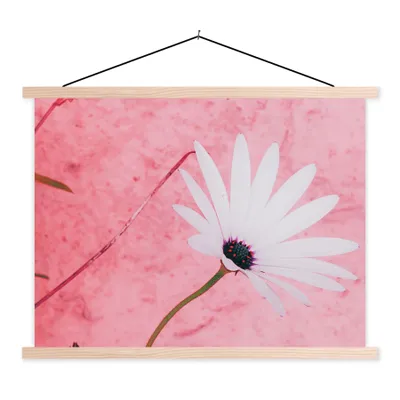 Produktbild von MuchoWow® Textilposter Blumen - Rosa - Vintage 120x90 cm mit holzfarbenen Rahmen - Magnetisch