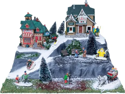 Produktbild von Eifel Weihnachtsdorf Berglandschaft mit Skipiste und 3 Plätzen für Häuser, 58x38 cm