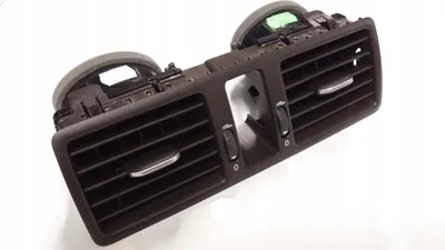 Obrázek produktu pro VOLVO XC90 středová mřížka ventilace palubní desky 39879172