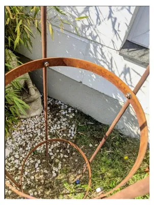 Produktbild von Rankhilfe aus Metall Rost Ranksäule Edelrost Rosenbogen H180cm und H160cm