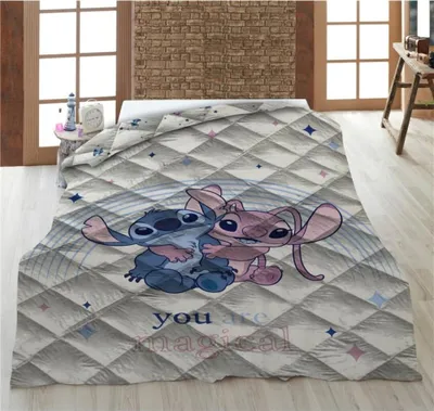 Produktbild von Bedruckte Bettdecke - Stitch & Angel (Lilo & Stitch) 140x200 cm